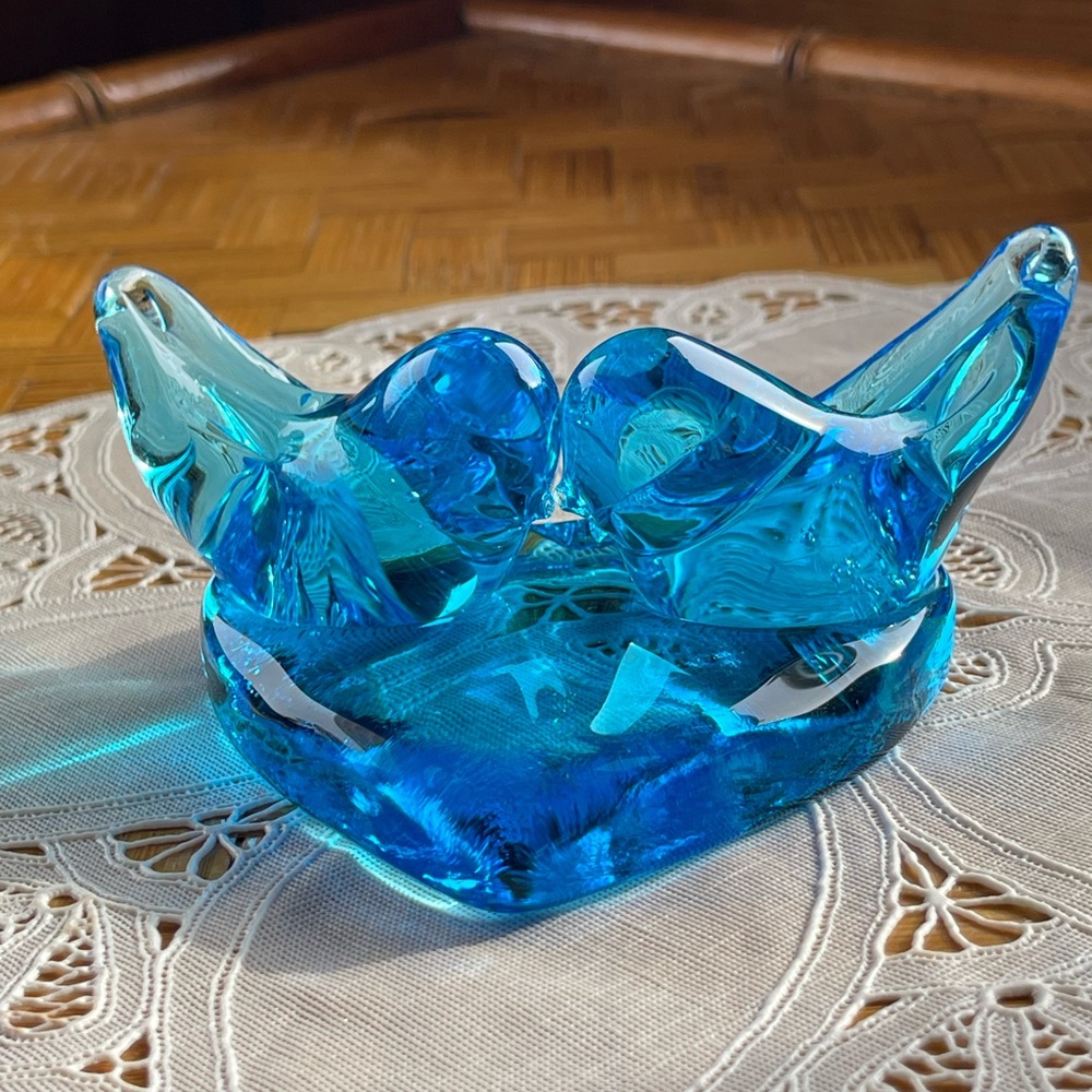 Signed Ron Roy Art Glass “Bluebirds of Happiness” Grandma’s Bluebirds Arkansas